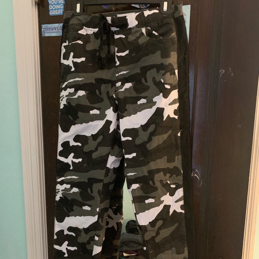 fashion nova camo joggers